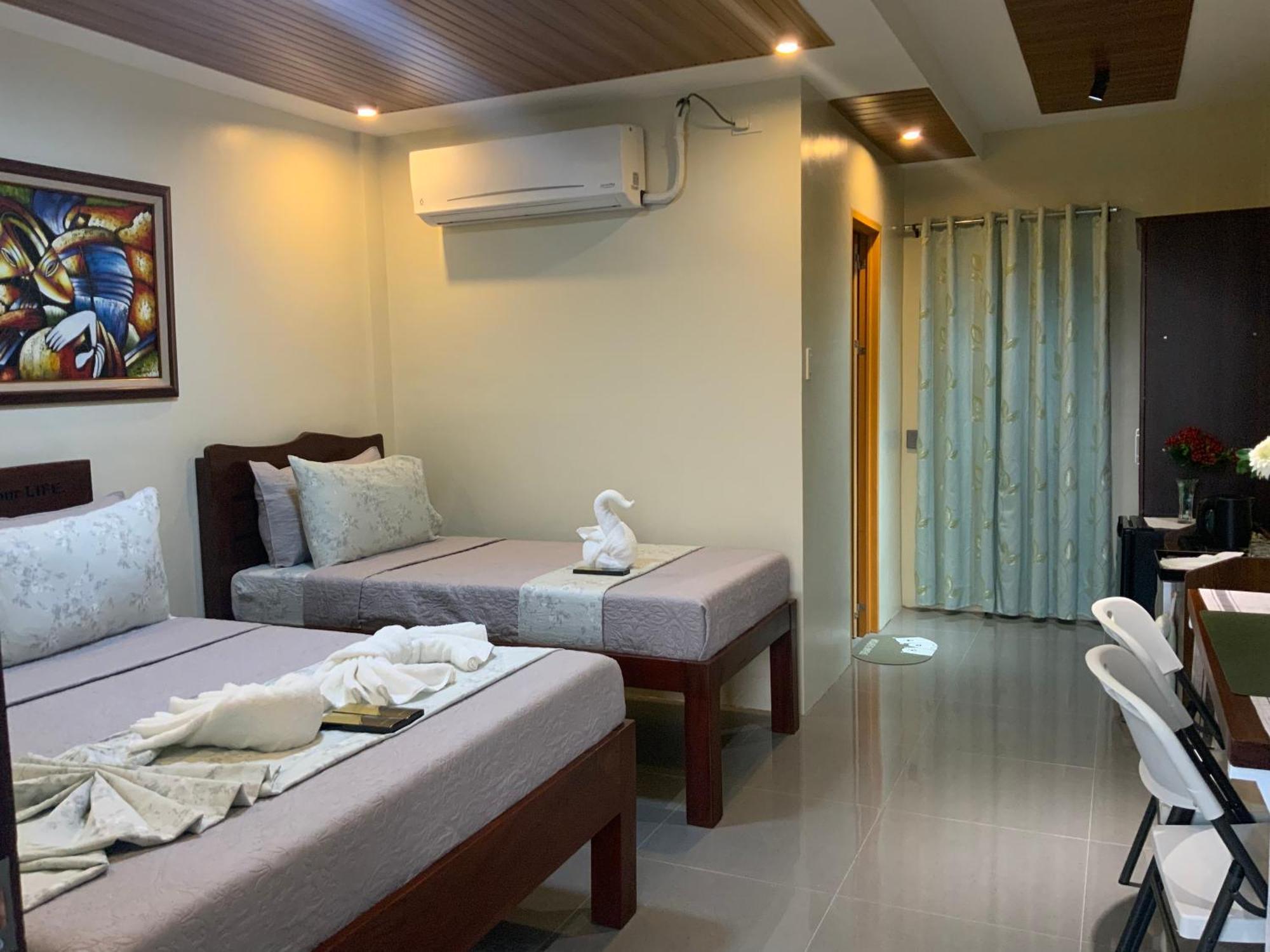 Ea Apartelle - Metro Vigan Luaran gambar