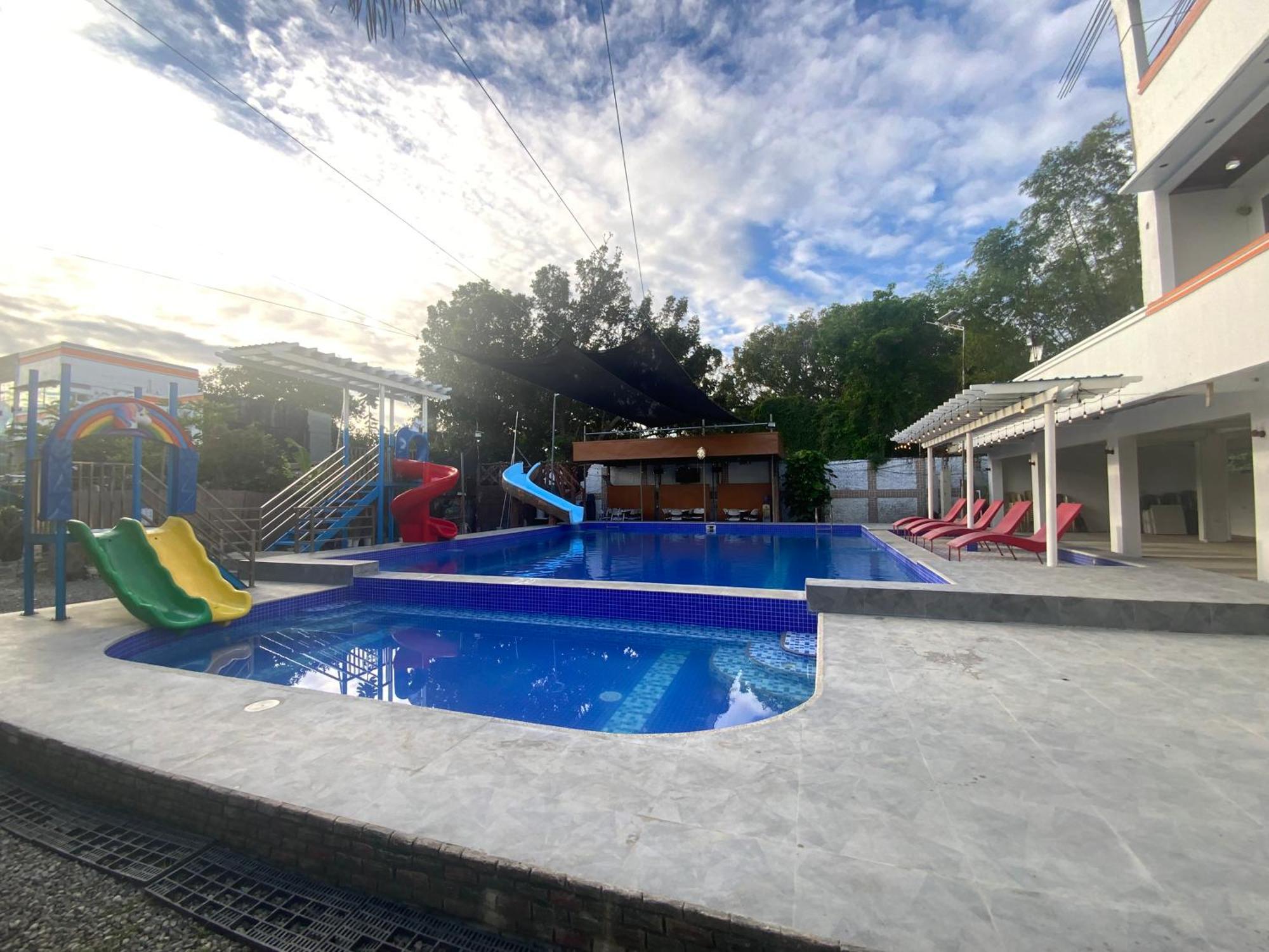 Ea Apartelle - Metro Vigan Luaran gambar