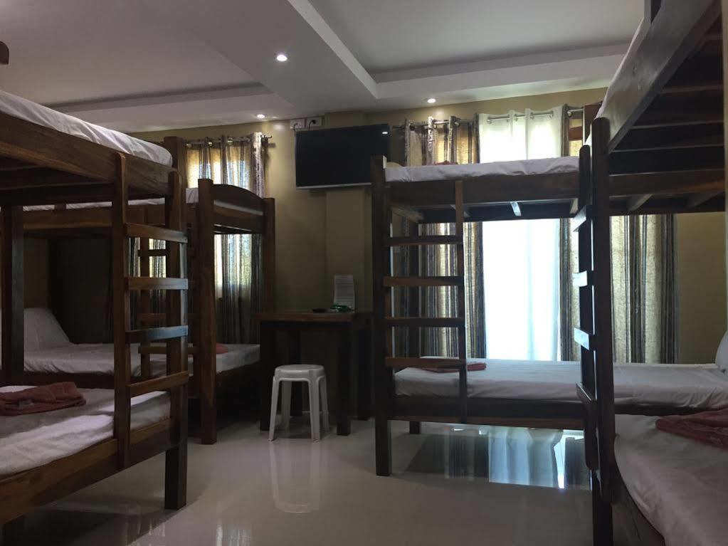 Ea Apartelle - Metro Vigan Luaran gambar