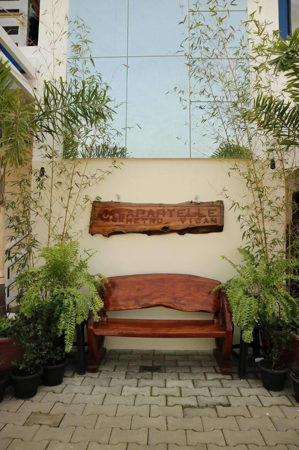Ea Apartelle - Metro Vigan Luaran gambar