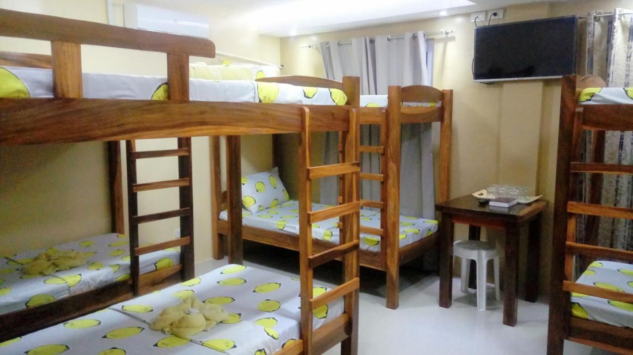 Ea Apartelle - Metro Vigan Luaran gambar