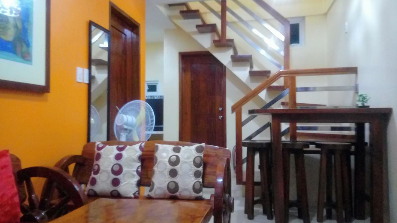 Ea Apartelle - Metro Vigan Luaran gambar